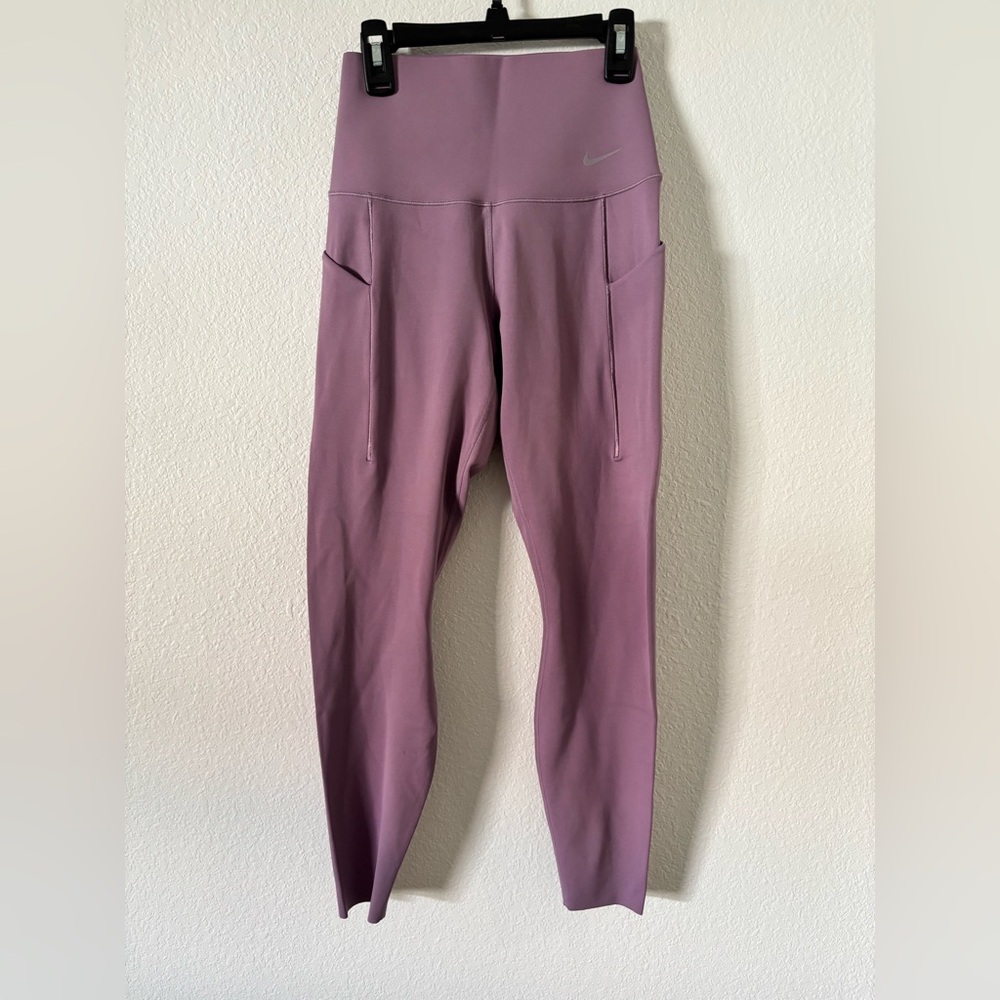 Nike Mauve High-Rise Leggings